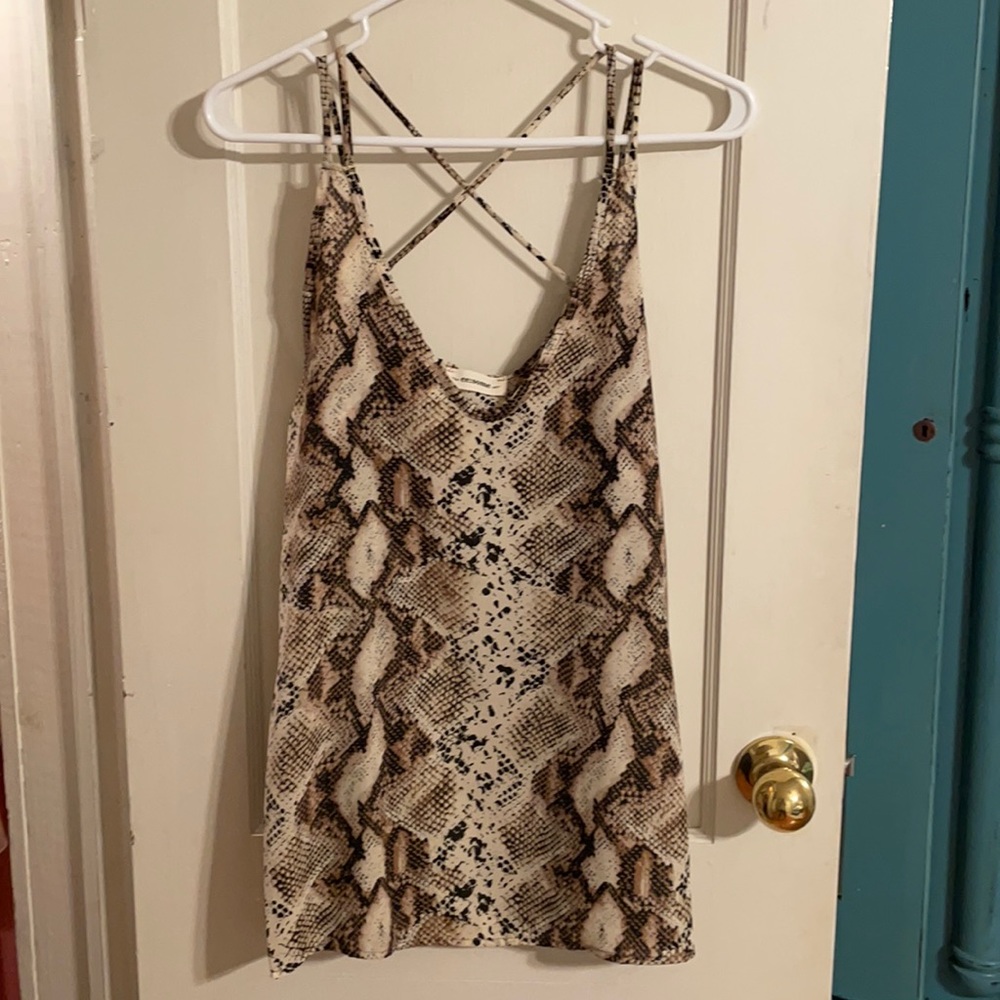 Boutique snake print crisscross back tank!